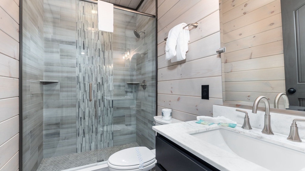 Photo of Bathroom in Gatlinburg