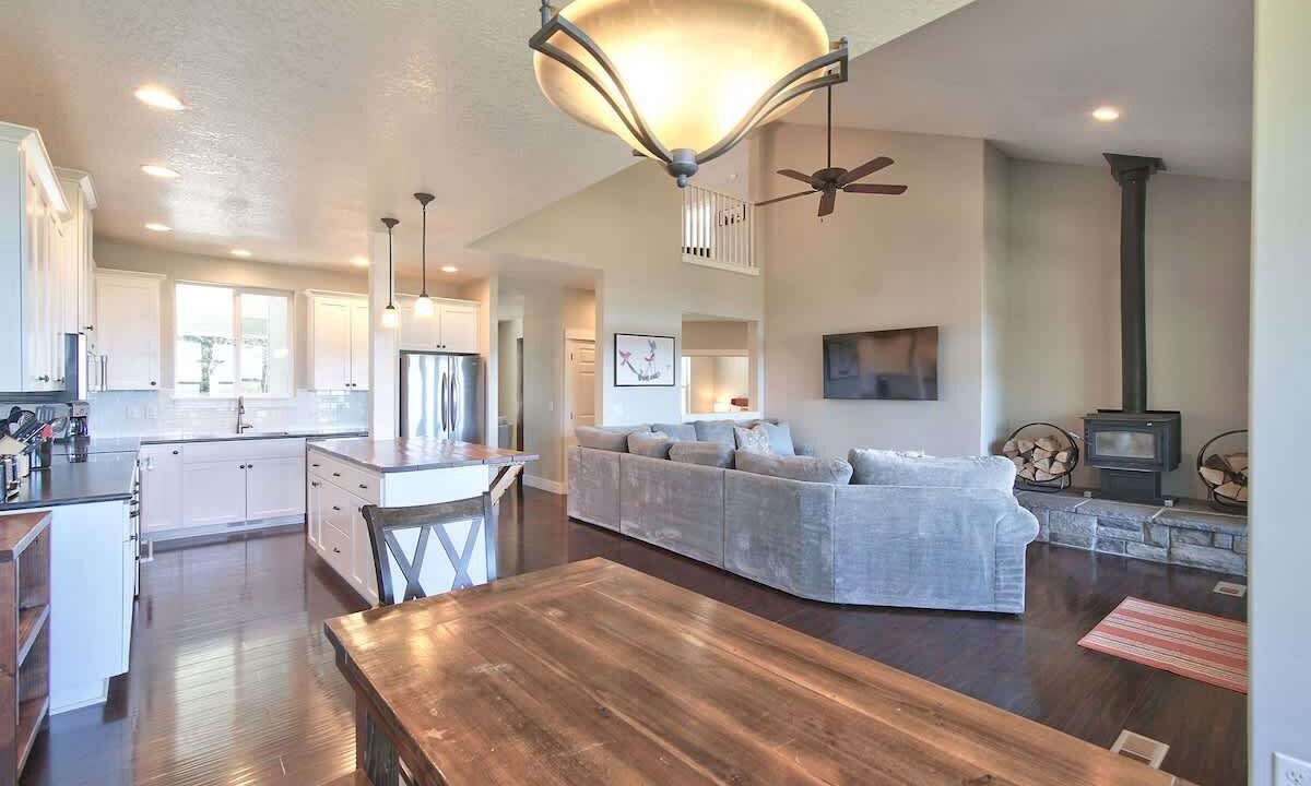 Photo of Bedroom in Amity