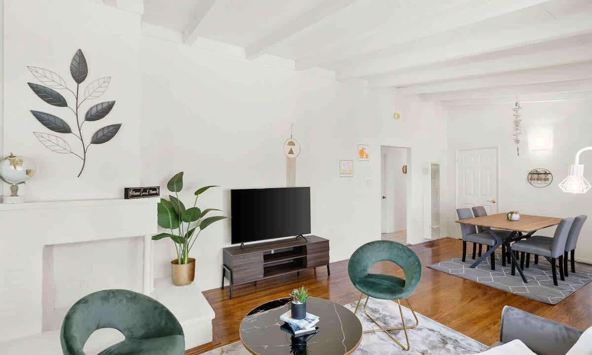 Photo of Others in East San Mateo