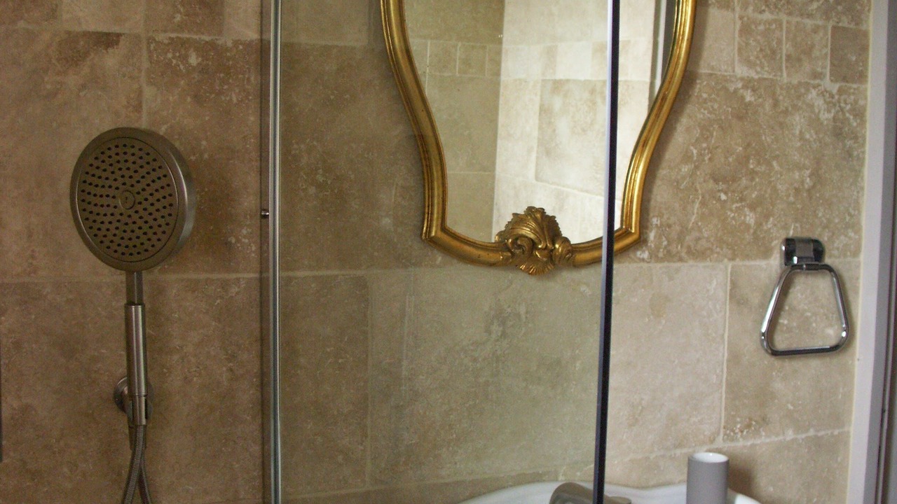 Photo of Bathroom in Rasteau