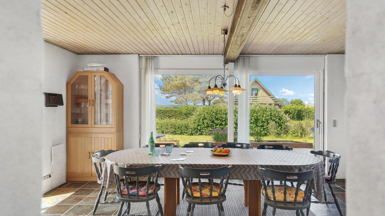 Photo of Others in Næs