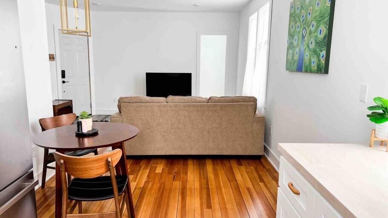 Photo of Livingroom in Laurium