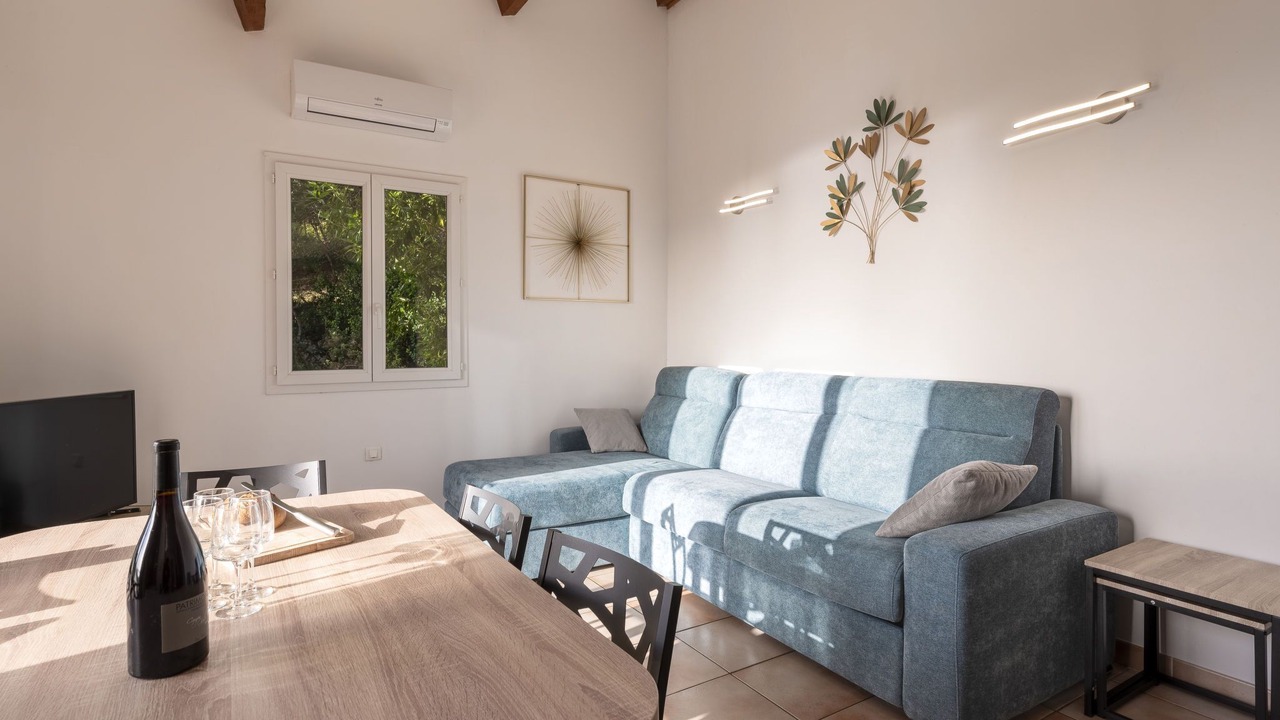 Photo of Livingroom in Pianotolli-Caldarello