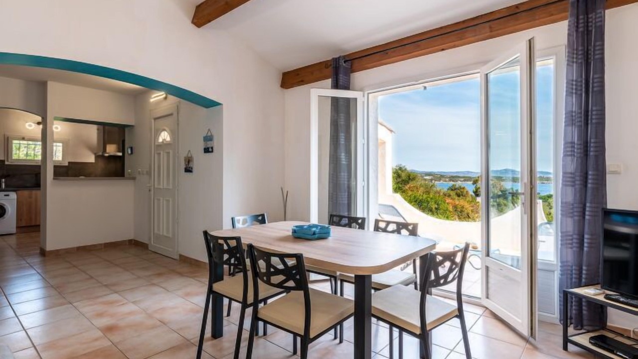 Photo of Livingroom in Pianotolli-Caldarello