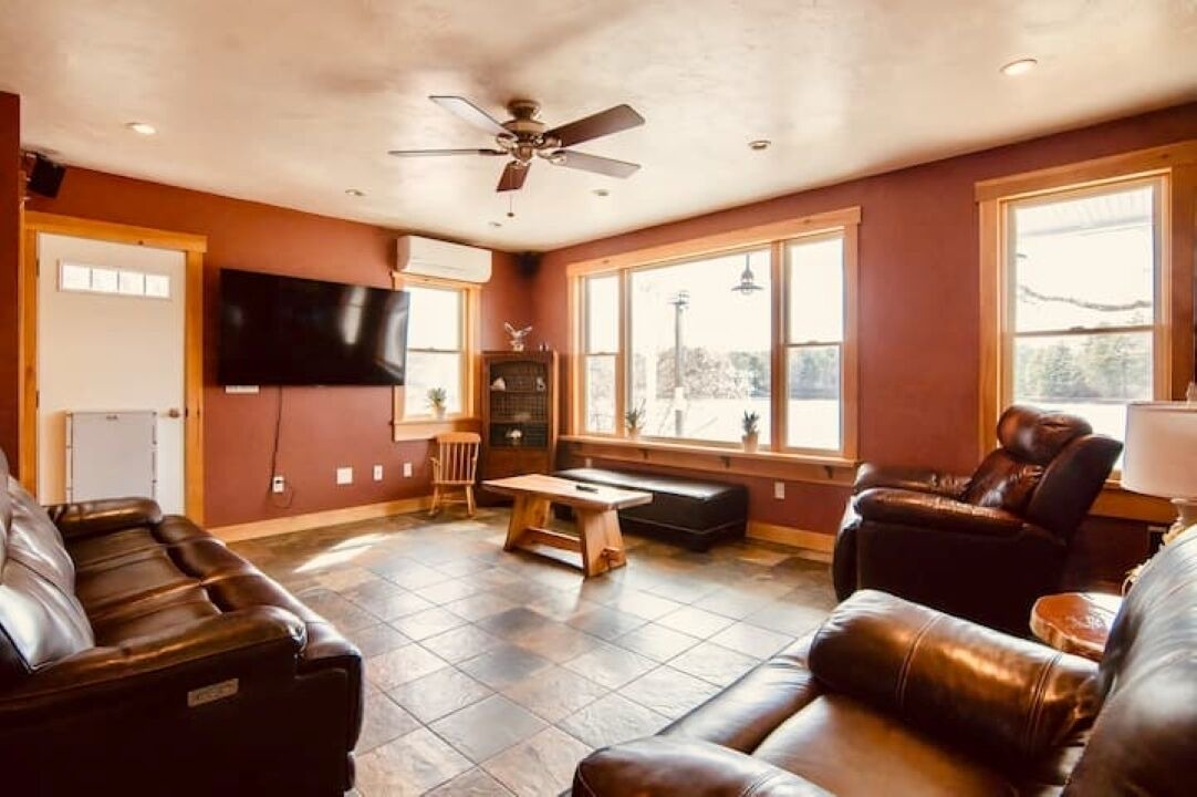 Photo of Livingroom in Plymouth