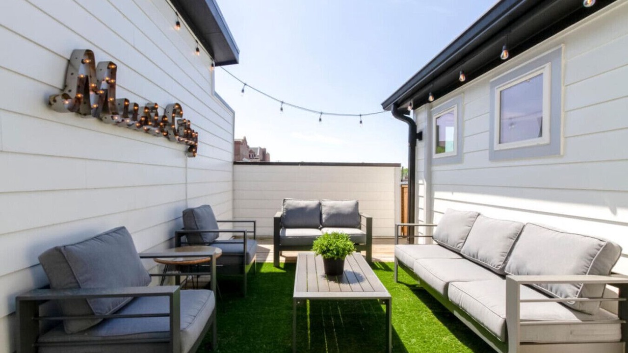 Photo of Patio Balcony in Hillsboro West End