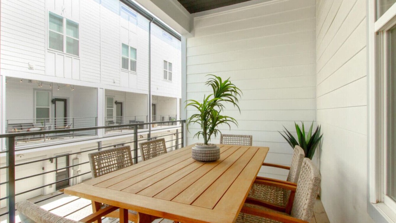 Photo of Outdoor in Hillsboro West End