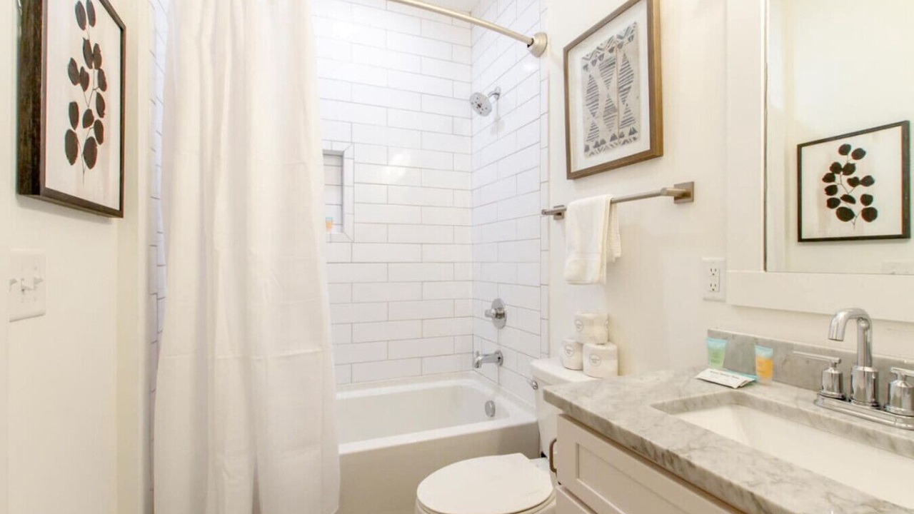 Photo of Bathroom in Hillsboro West End