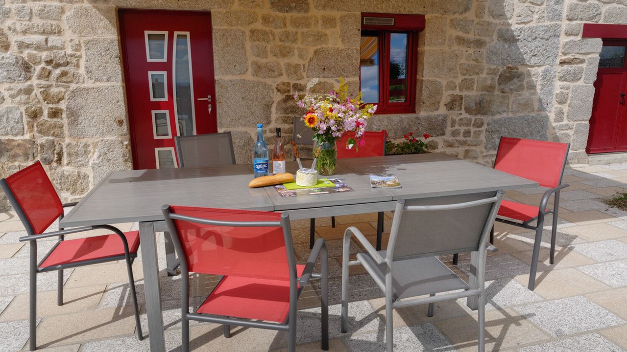 Photo of Outdoor in Julianges
