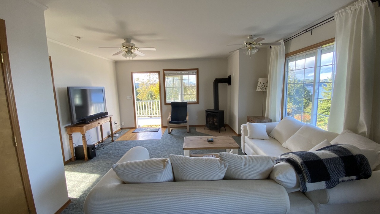 Photo of Livingroom in South Colby