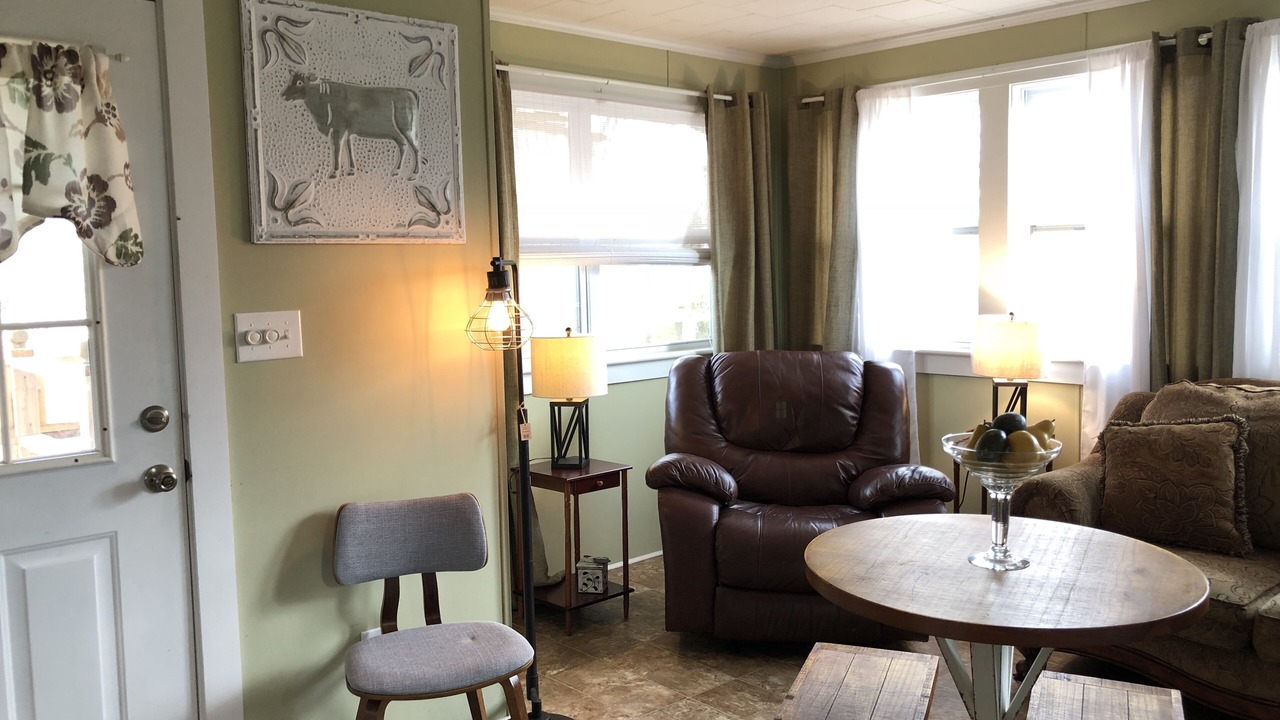 Photo of Livingroom in Jayess