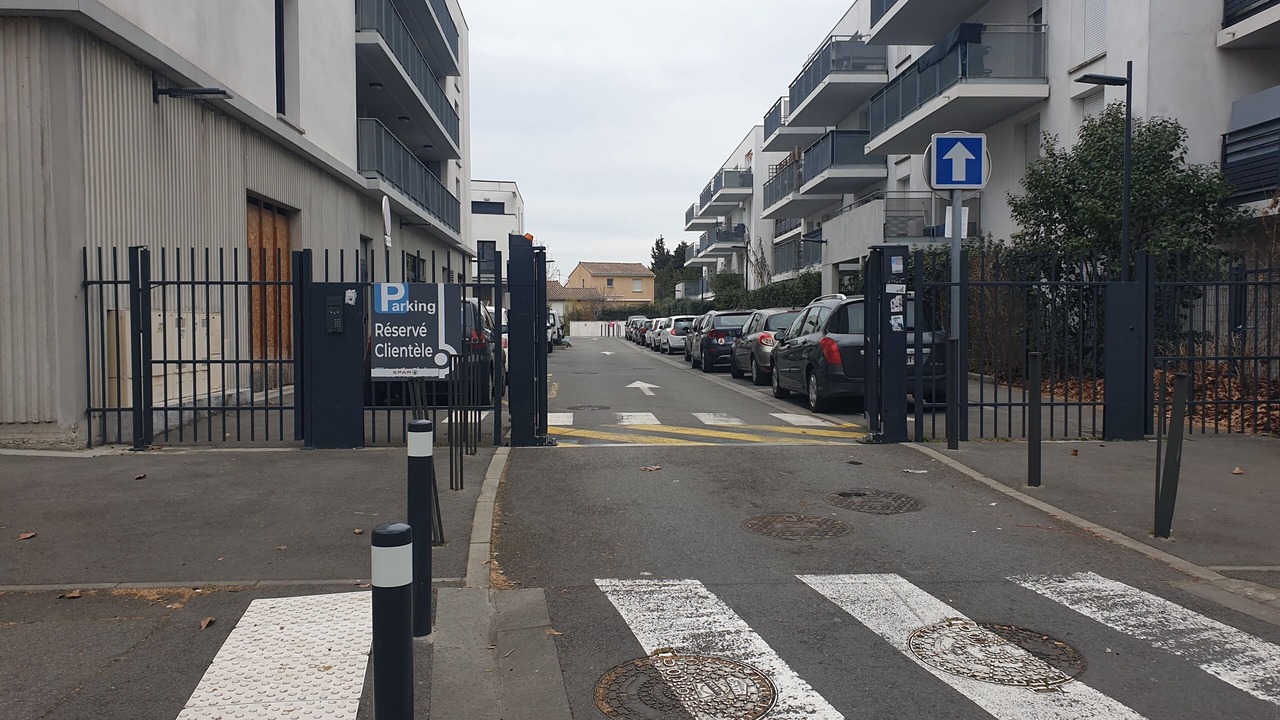 Photo of Others in Saint - Martin - du - Touch