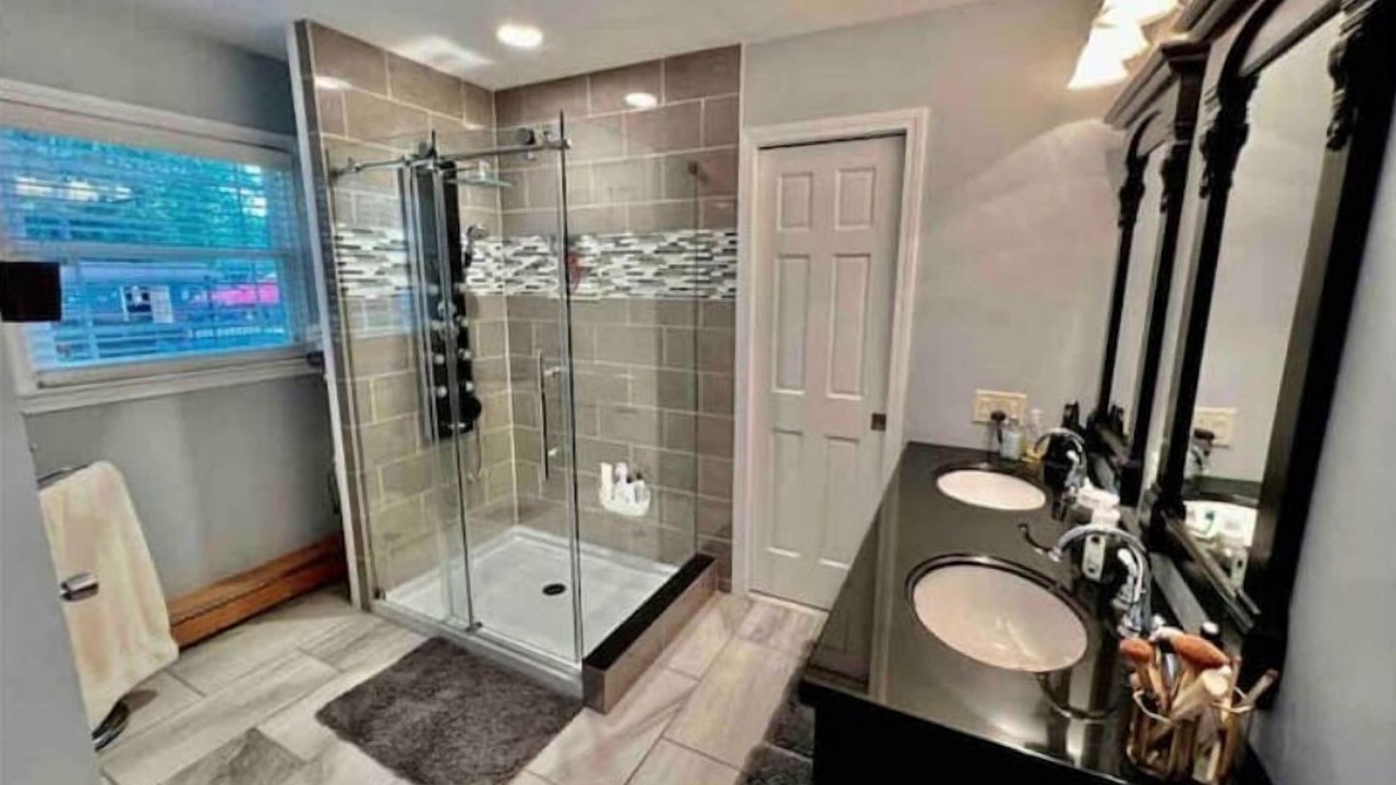 Photo of Bathroom in Oswego