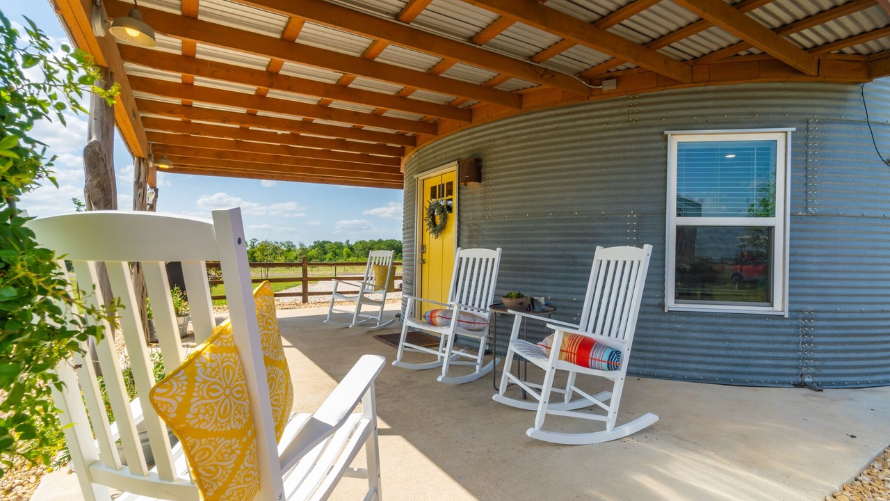 Photo of Patio Balcony in Troy