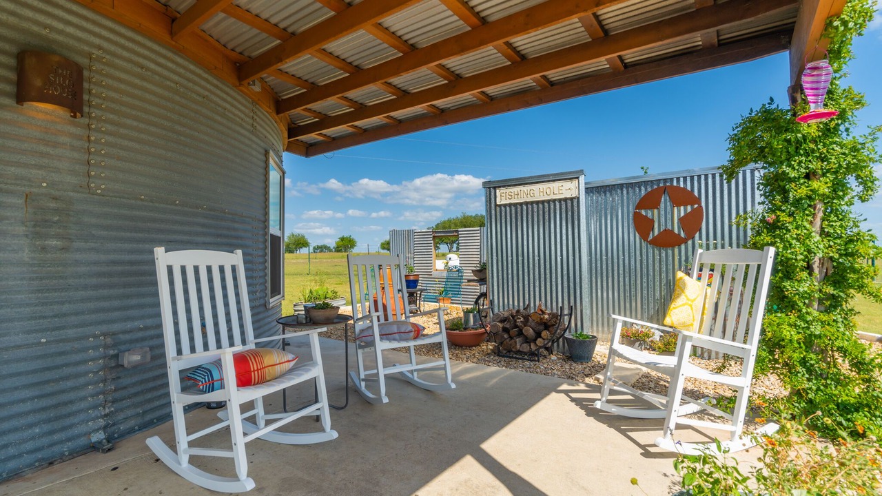 Photo of Patio Balcony in Troy