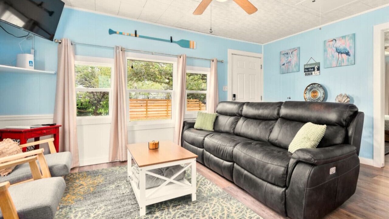 Photo of Livingroom in Rockport