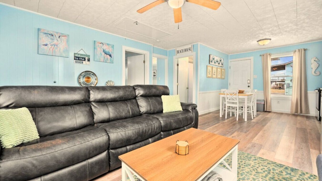Photo of Livingroom in Rockport