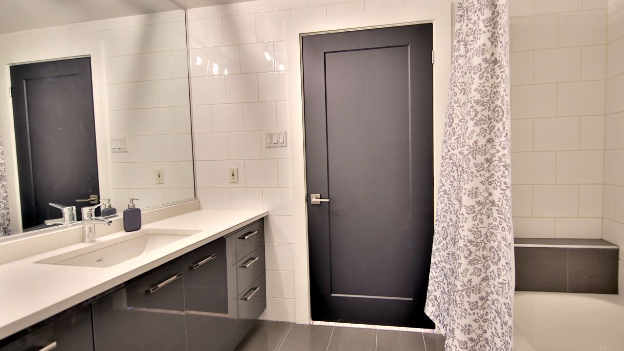 Photo of Bathroom in Old Montreal