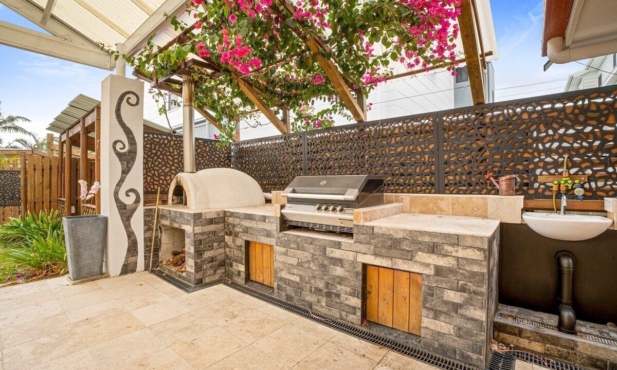 Photo of Patio Balcony in Burleigh Waters