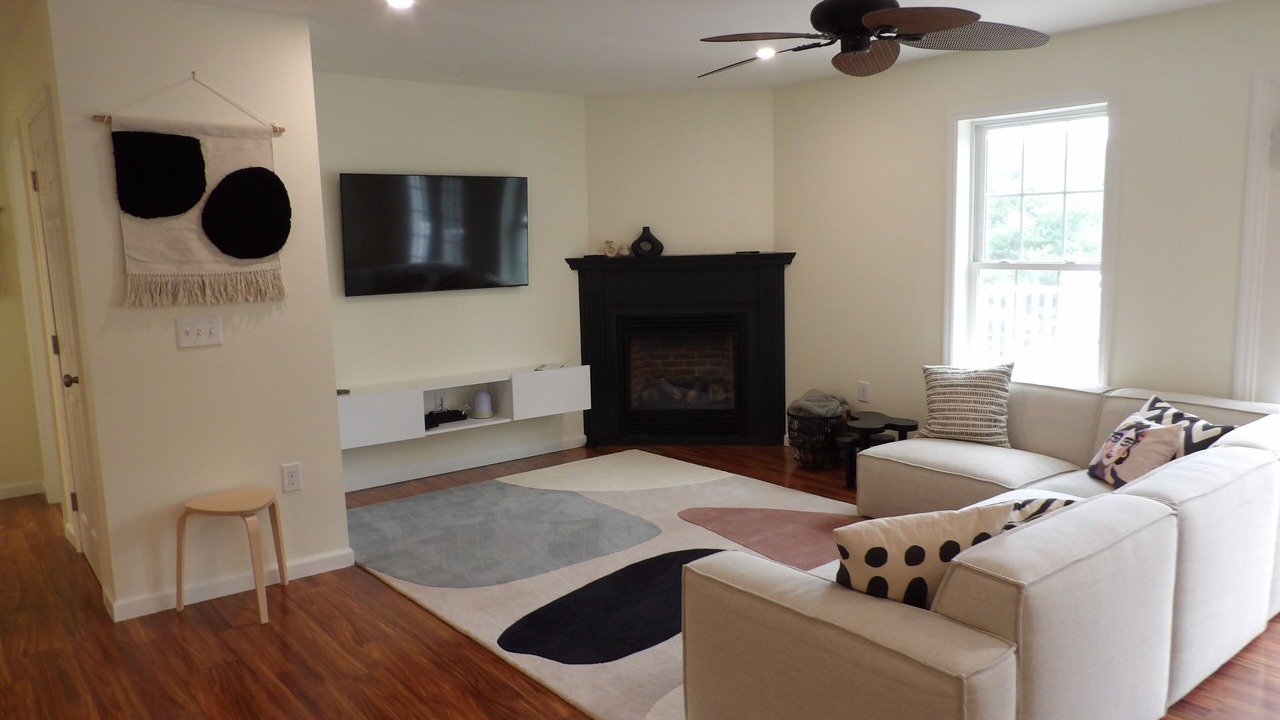 Photo of Livingroom in Valatie