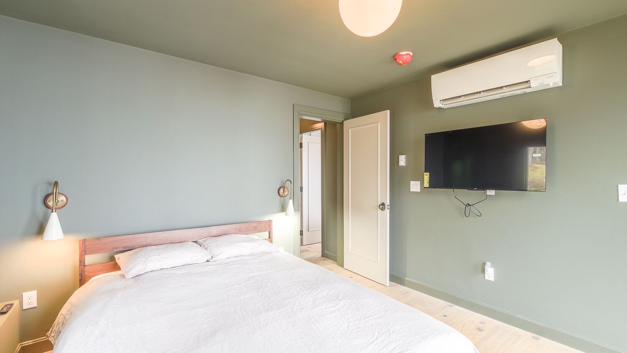Photo of Bedroom in Rockport