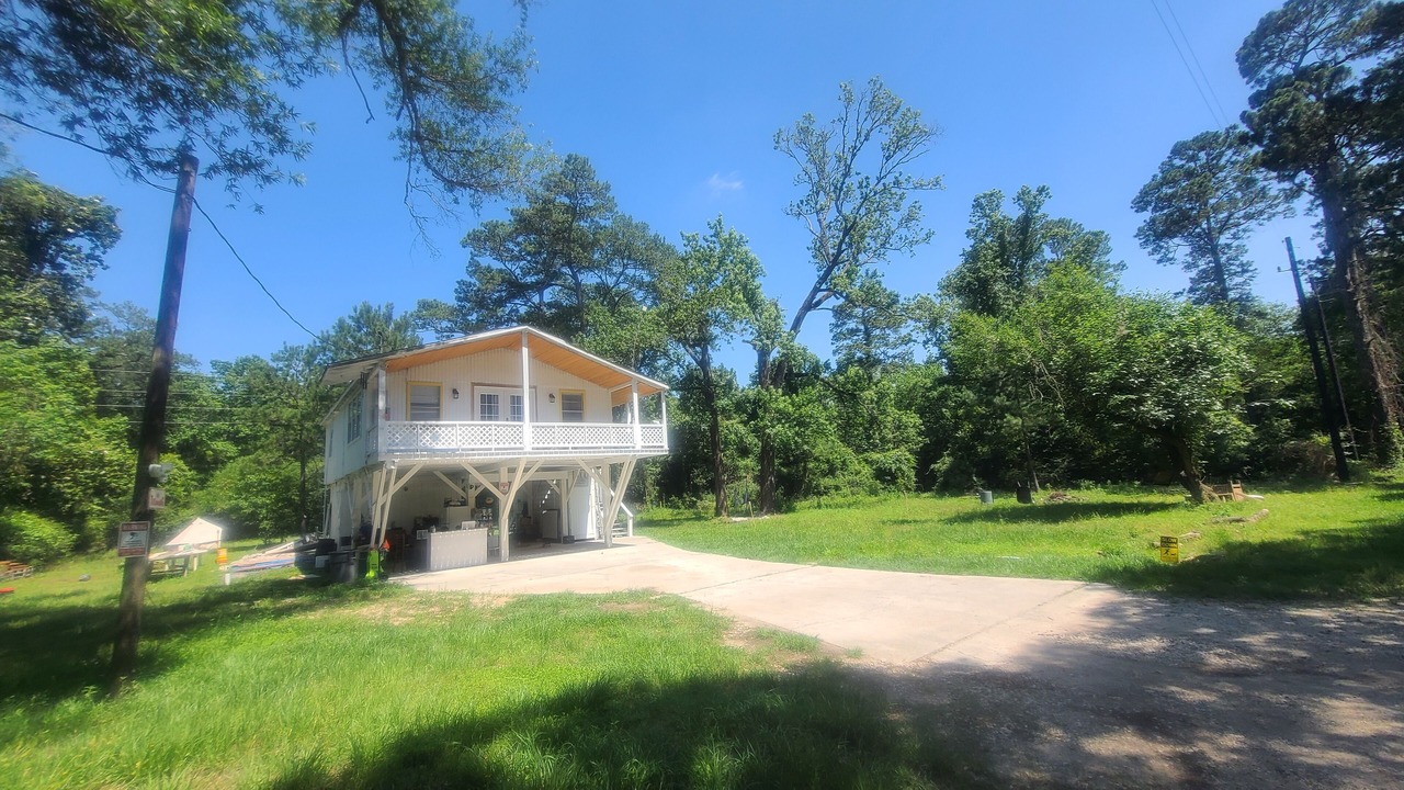 Photo of Outdoor in Barrett