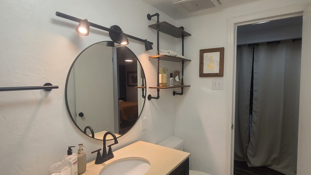 Photo of Bathroom in Barrett