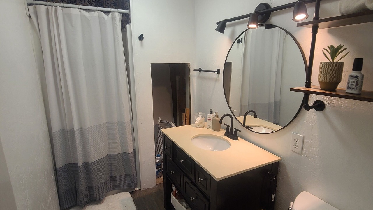 Photo of Bathroom in Barrett
