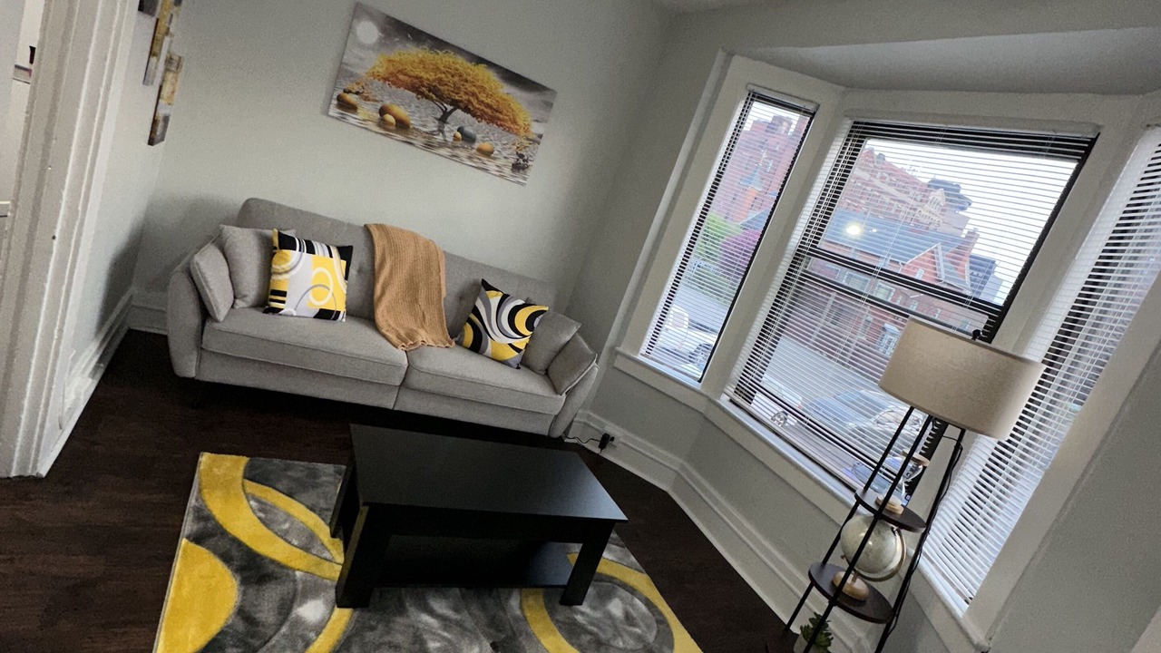 Photo of Livingroom in Central Business District