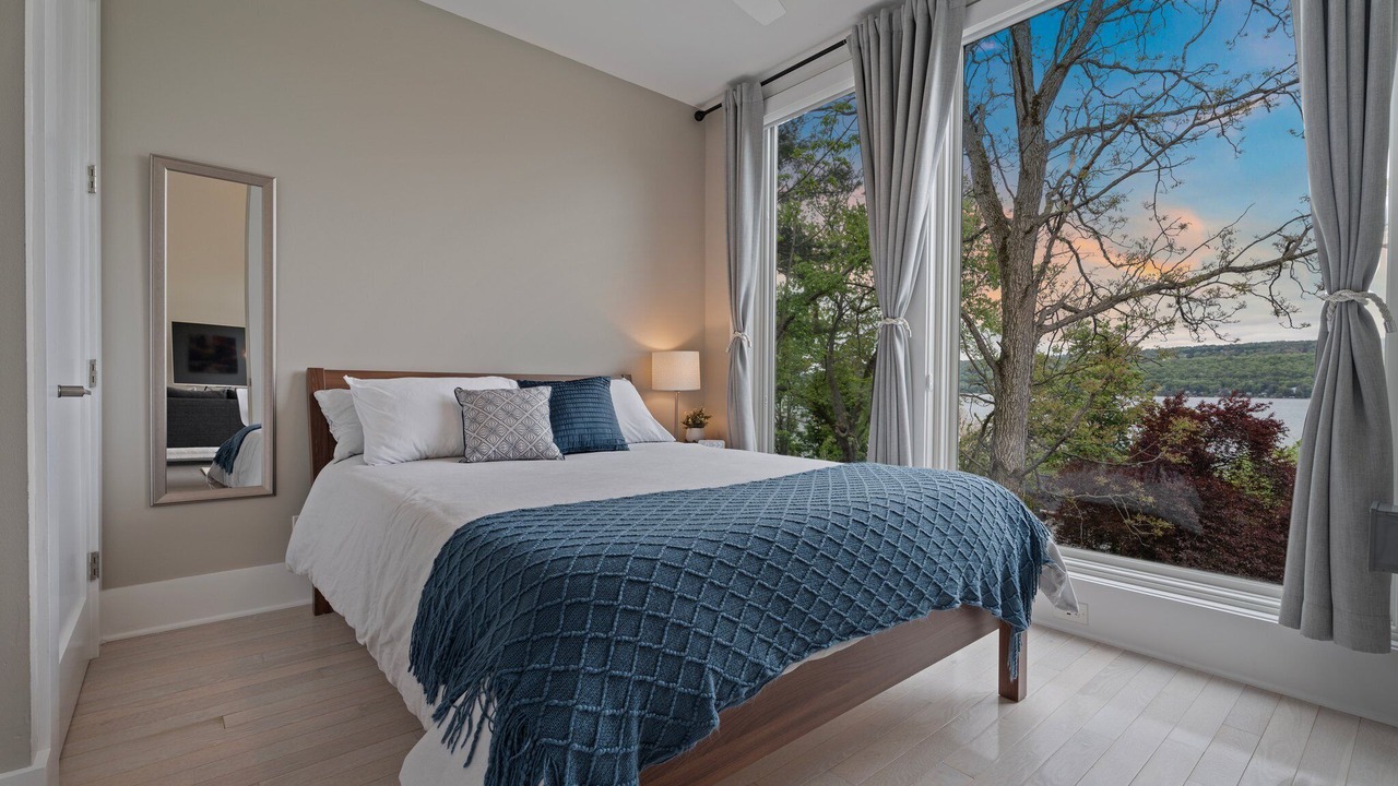 Photo of Bedroom in Ithaca