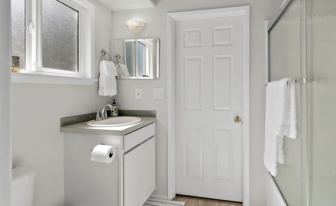 Photo of Bathroom in West Hills