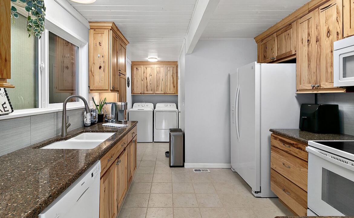 Photo of Kitchen in West Hills