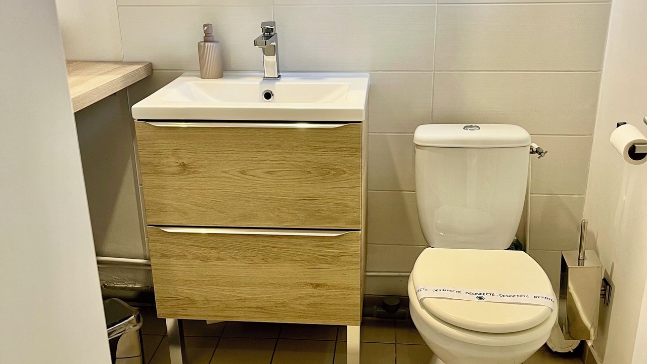 Photo of Bathroom in Lamorlaye