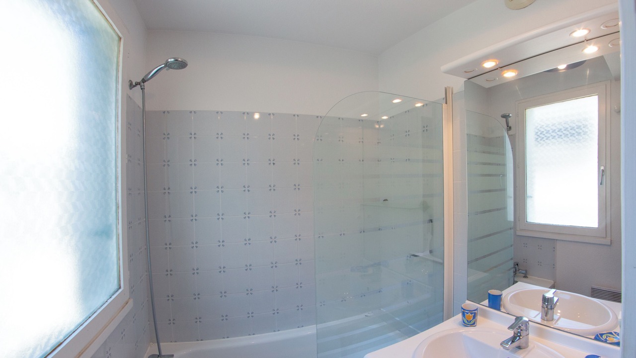 Photo of Bathroom in Bagneres-de-Luchon