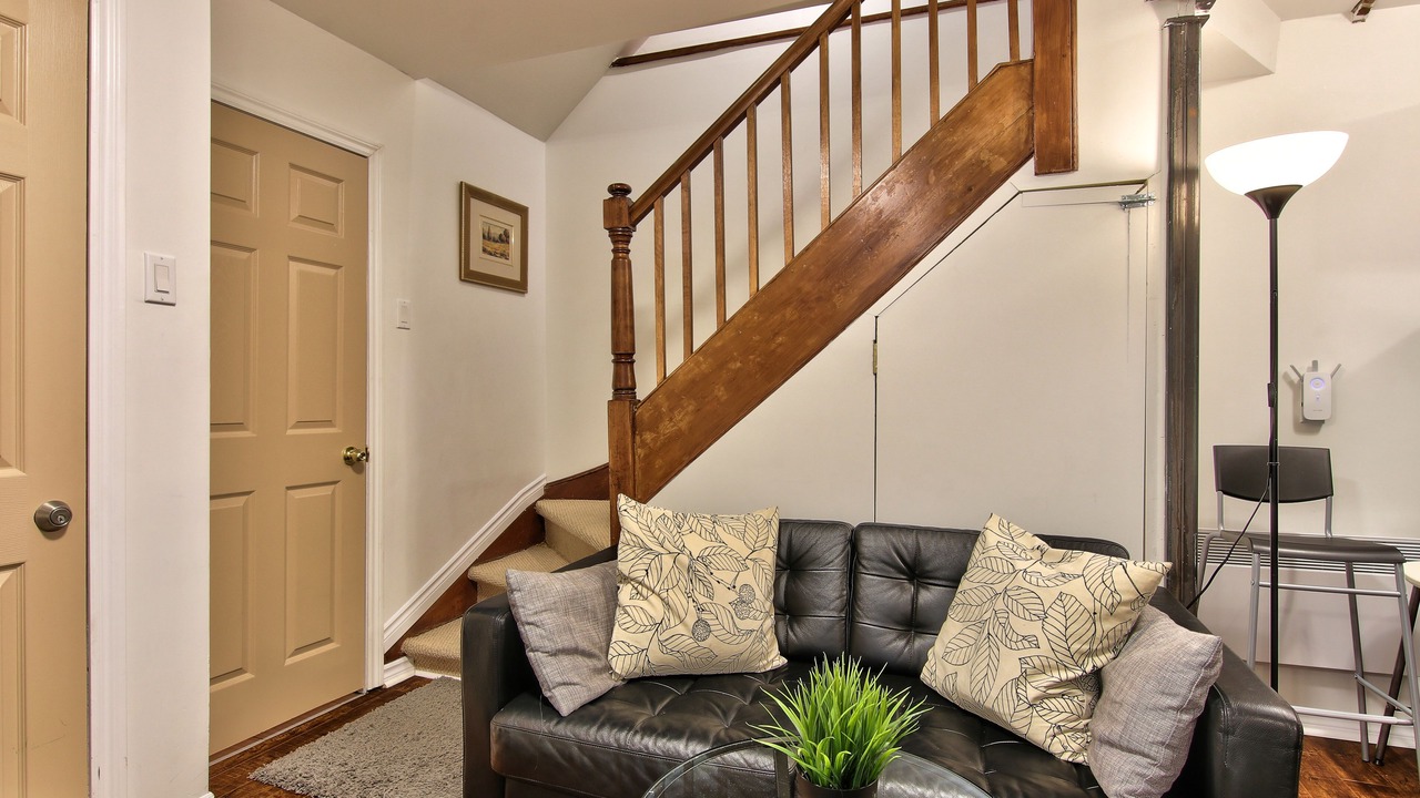 Photo of Livingroom in Chinatown