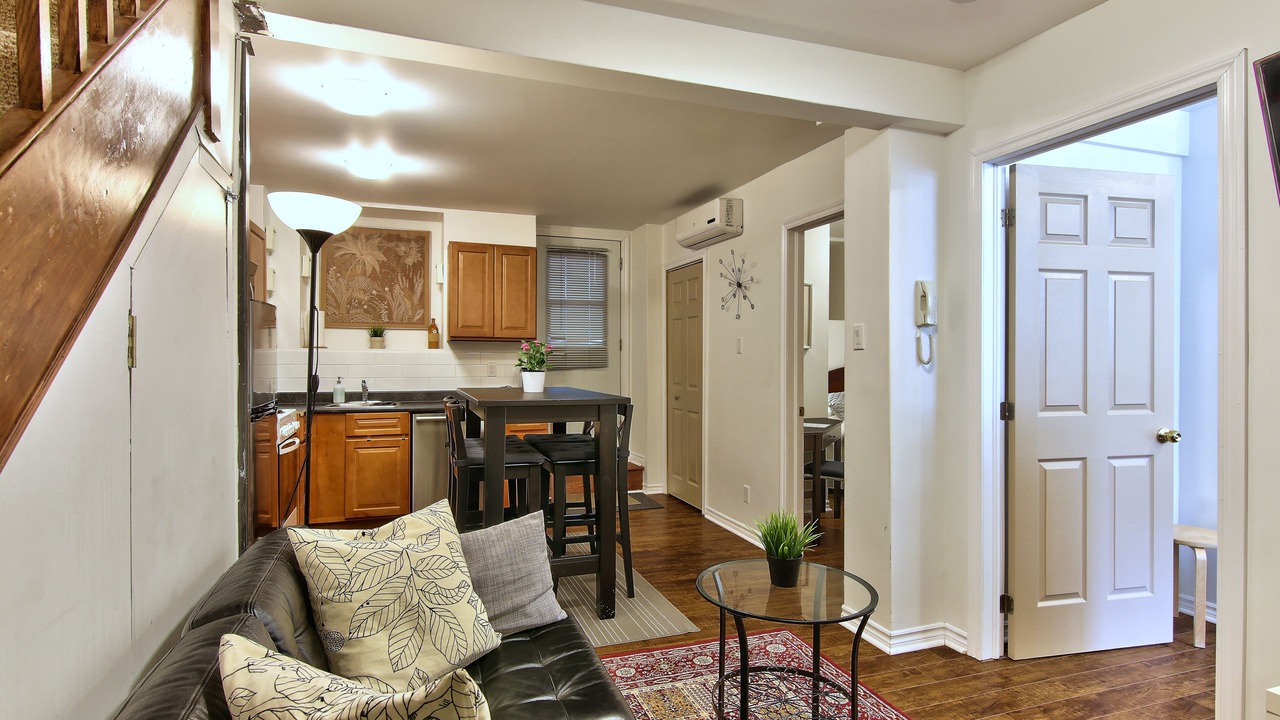 Photo of Livingroom in Chinatown