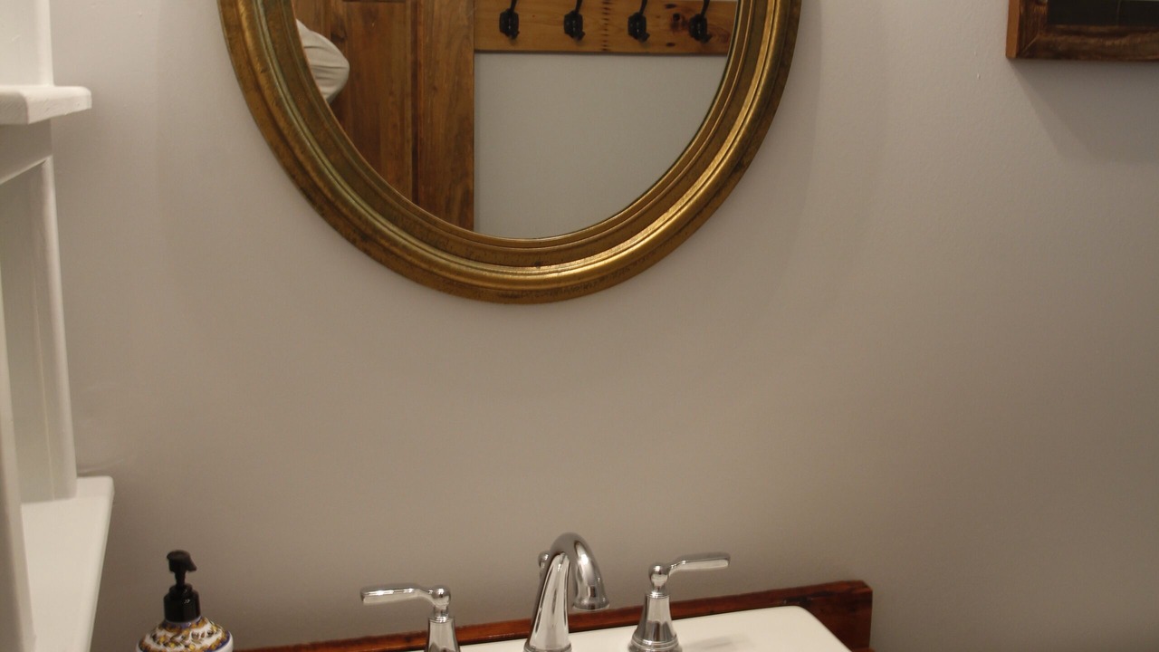 Photo of Bathroom in Day