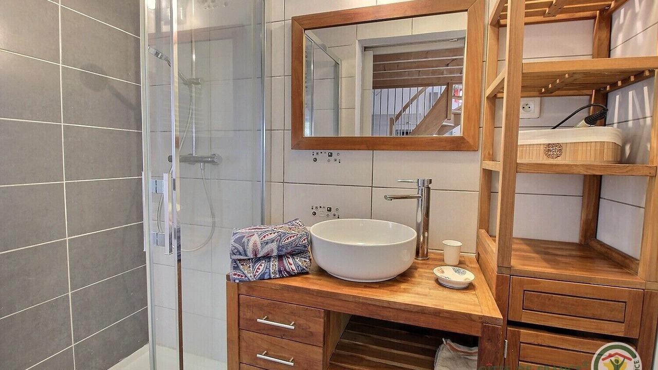 Photo of Bathroom in Cite