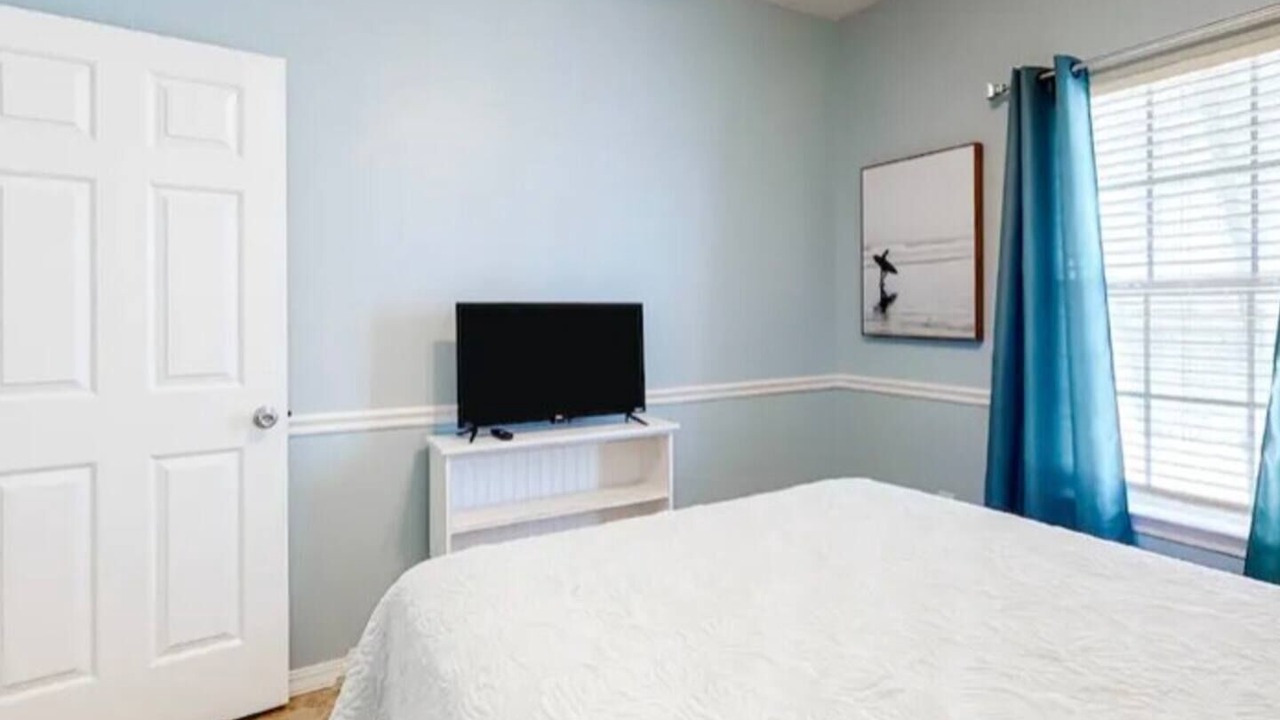 Photo of Bedroom in Orange Beach