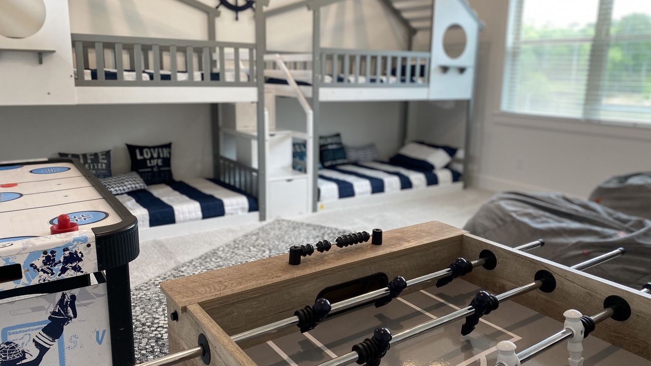 Photo of Bedroom in Mid America