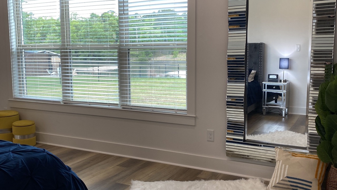 Photo of Bedroom in Mid America