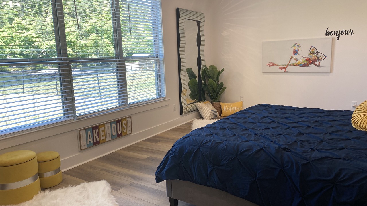 Photo of Bedroom in Mid America