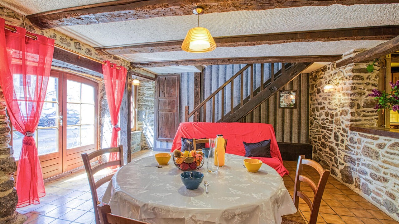 Photo of Bedroom in Saint-Chely-d'Aubrac