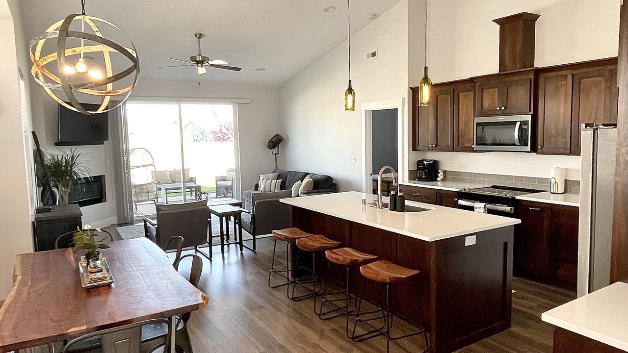 Photo of Others in Prosser