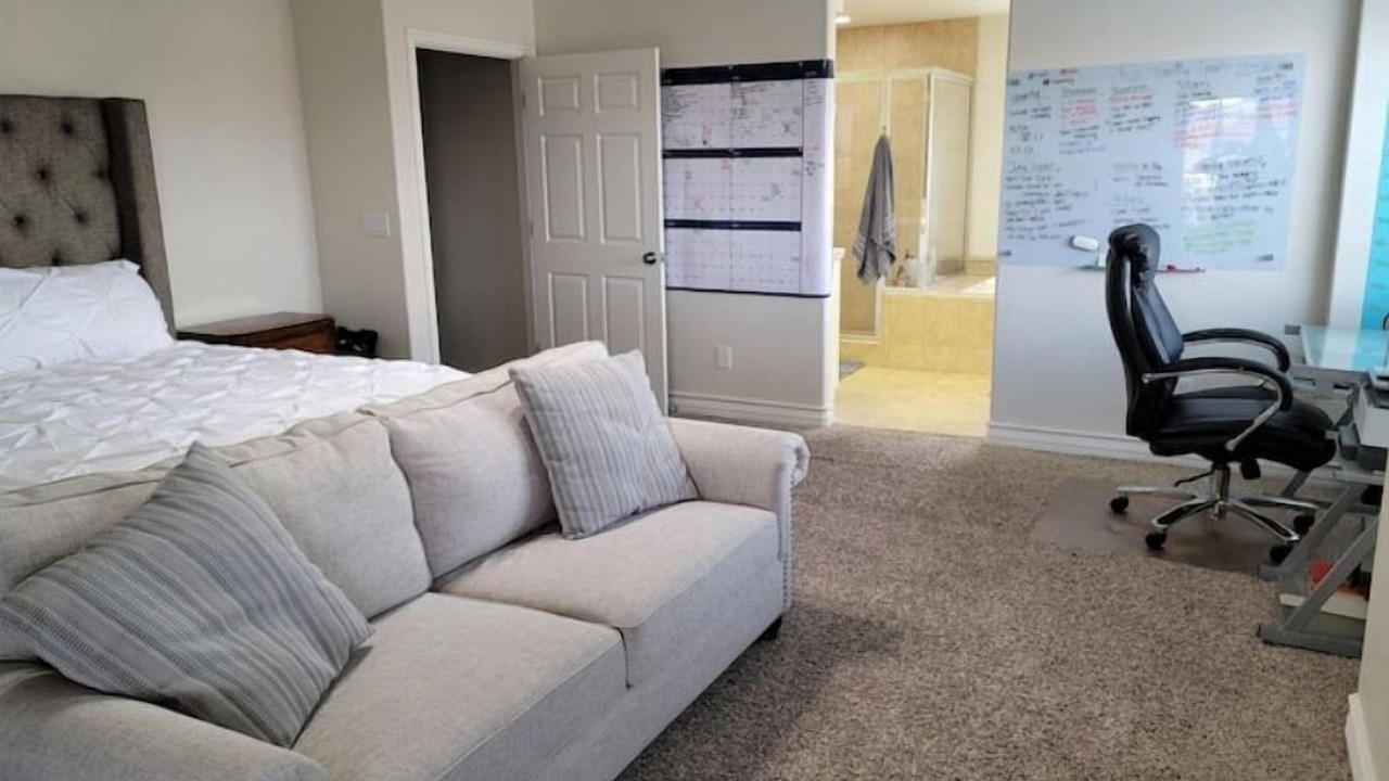 Photo of Bedroom in Victorville