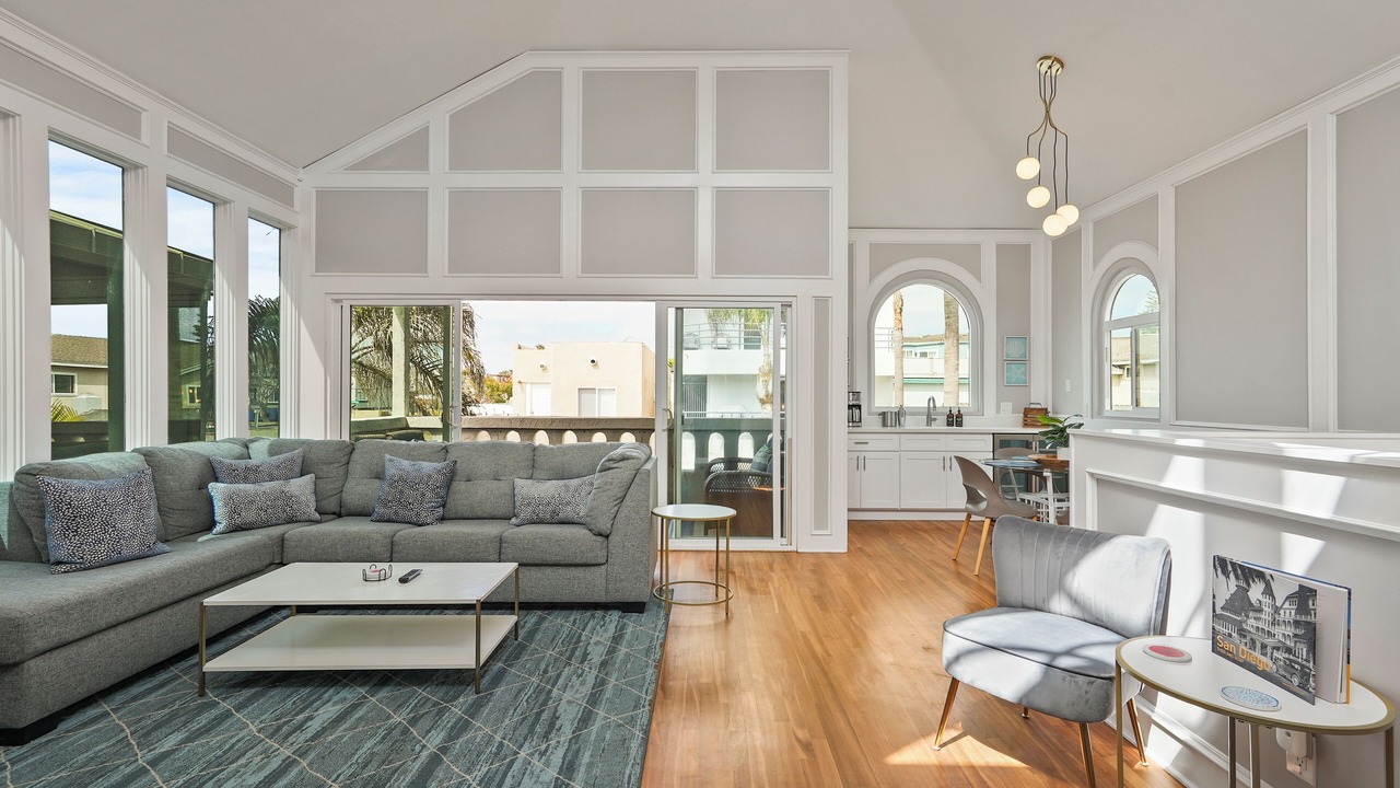 Photo of Livingroom in South Mission Beach