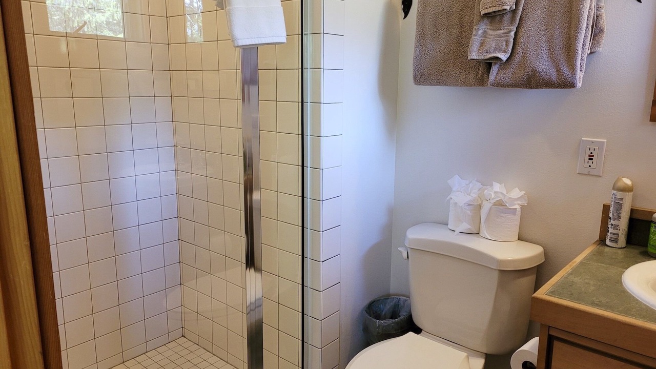 Photo of Bathroom in Mazama