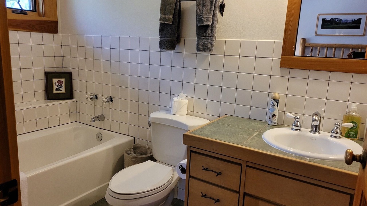 Photo of Bathroom in Mazama
