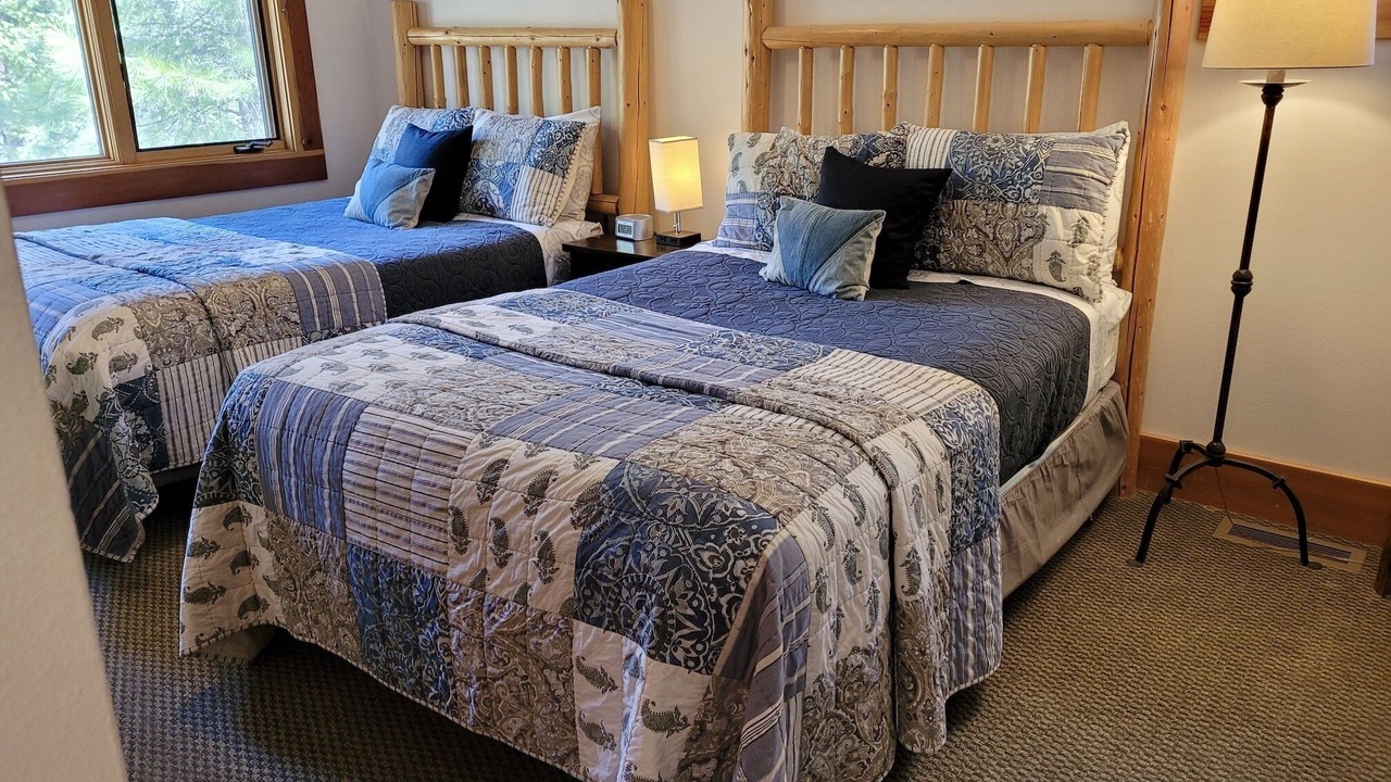 Photo of Bedroom in Mazama