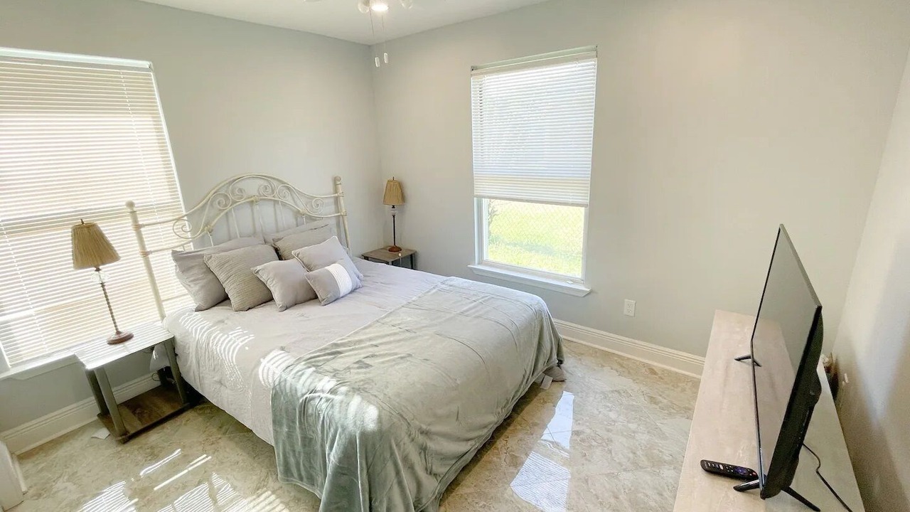 Photo of Bedroom in River Ridge